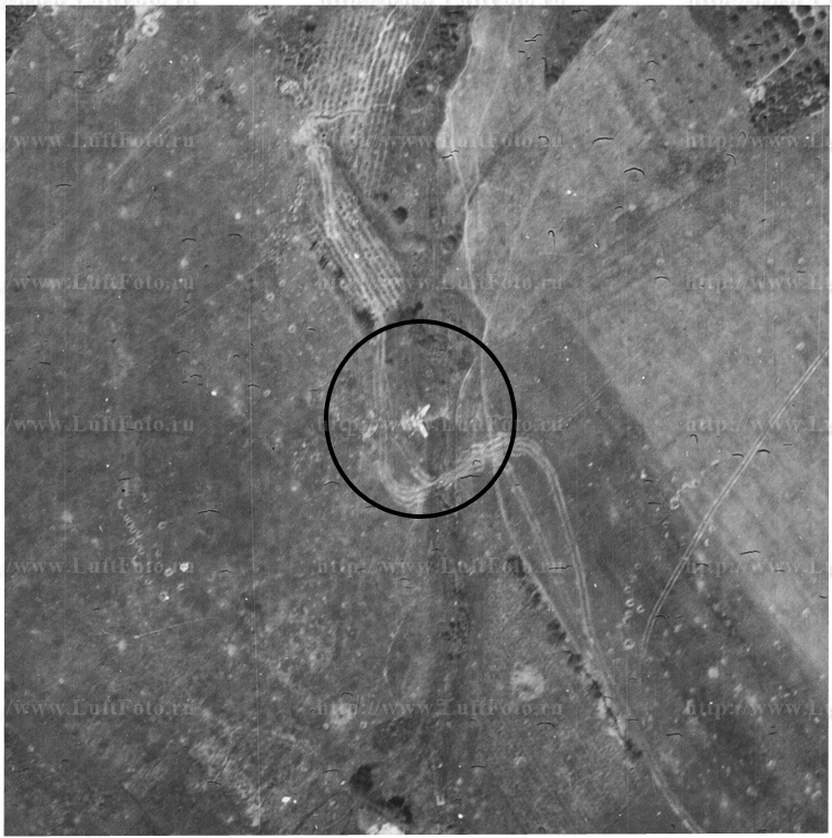 Soviet Airplane Ilyushin Il-2 (IL-2) wreckage place, German Luftwaffe Aerial Reconnaissance Photograph, scale ~1:8000-1:6000